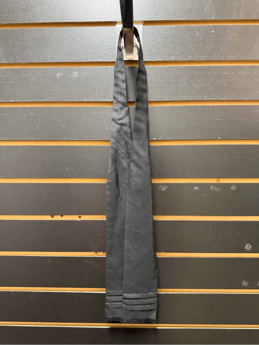 Vintage Ginnie Johansen 100% Silk Black Neck Tie Sash Scarf 45”